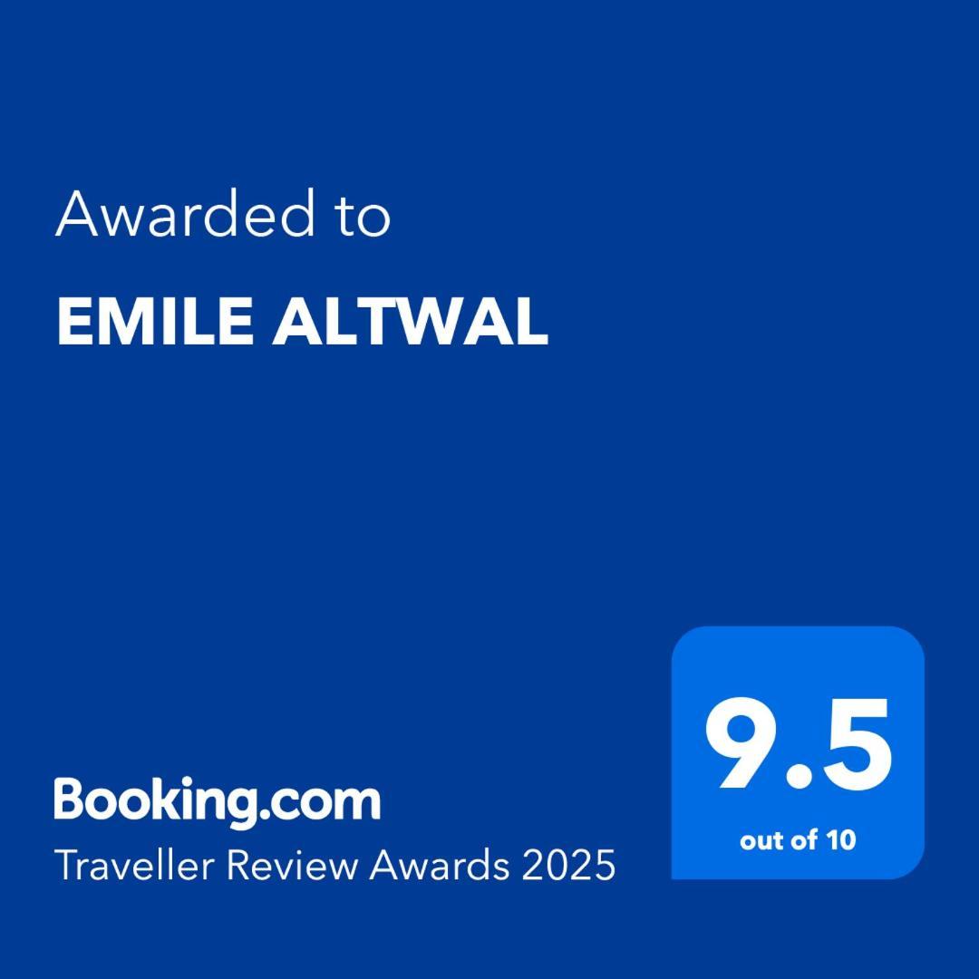 Emile Altwal Madaba Hotel Exterior foto